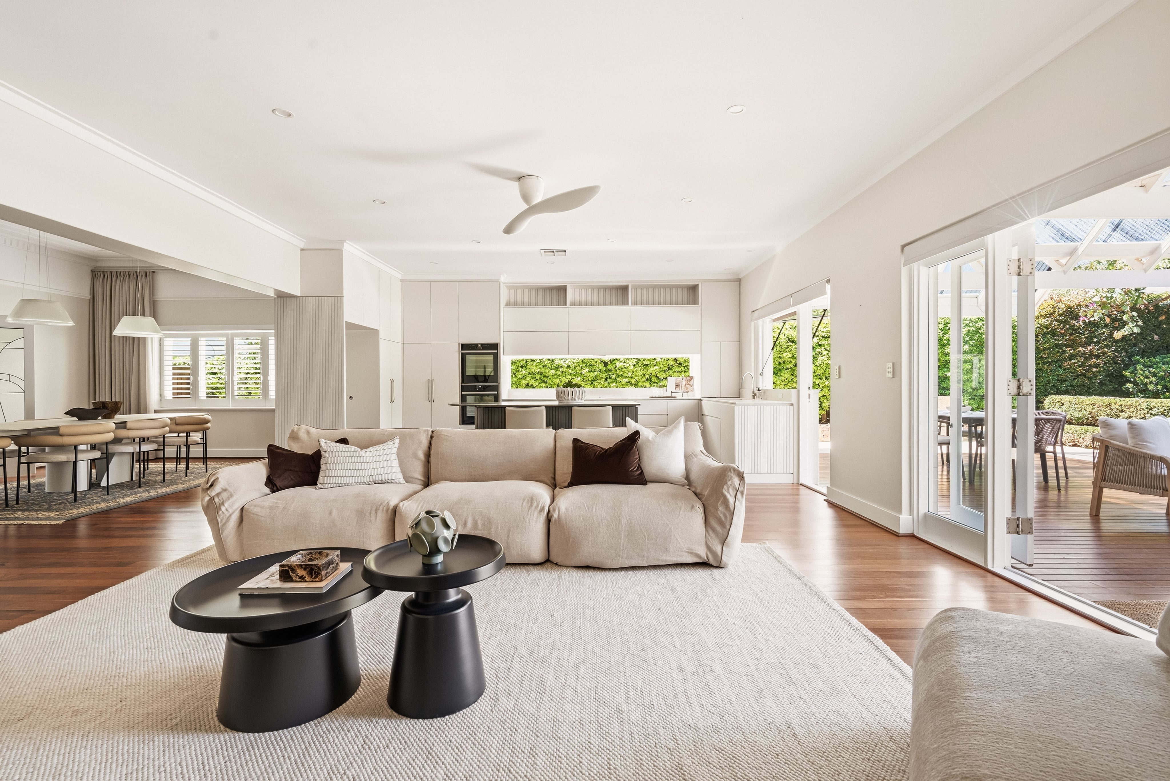 6 Leon Road, Dalkeith WA 6009