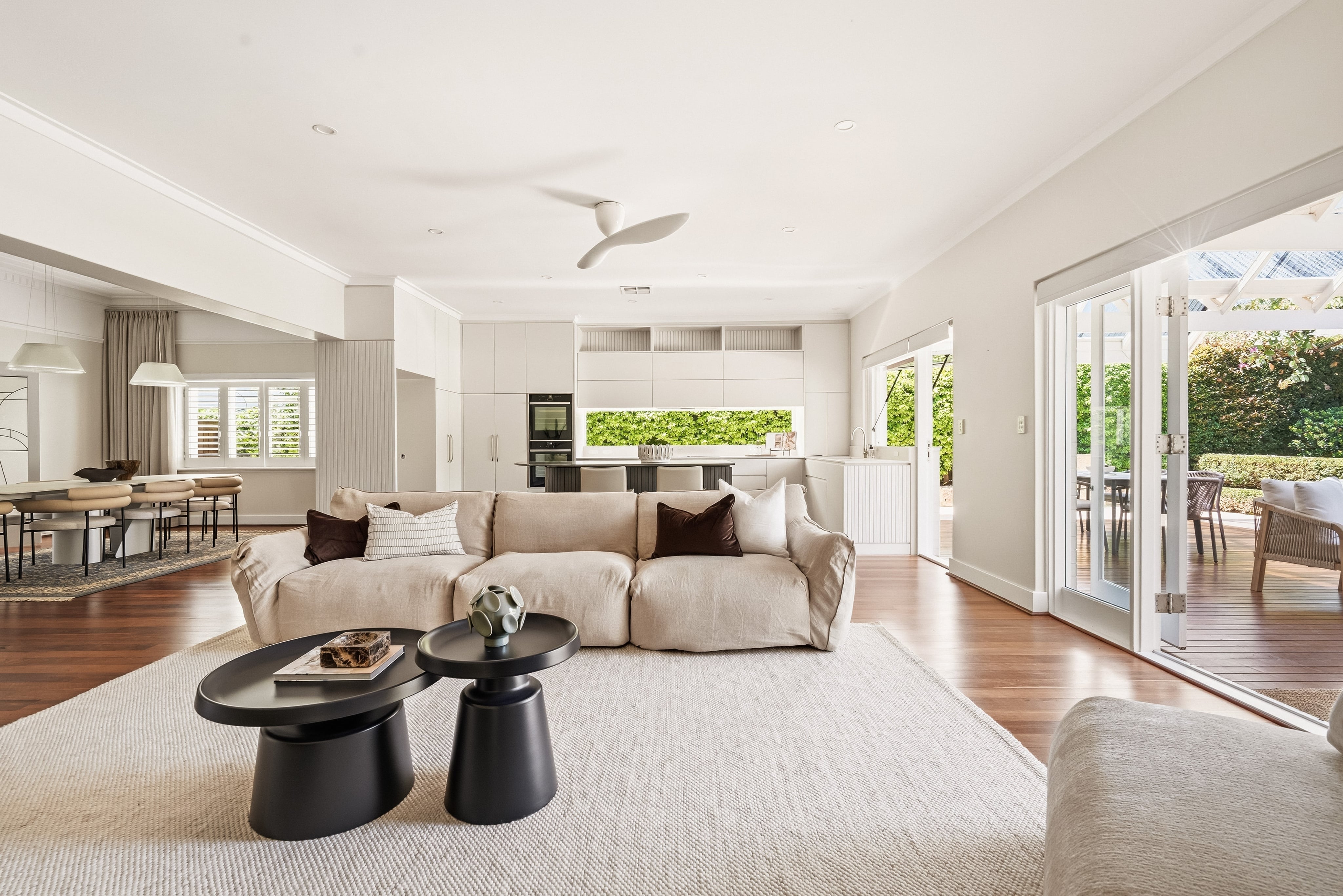 6 Leon Road, Dalkeith WA 6009