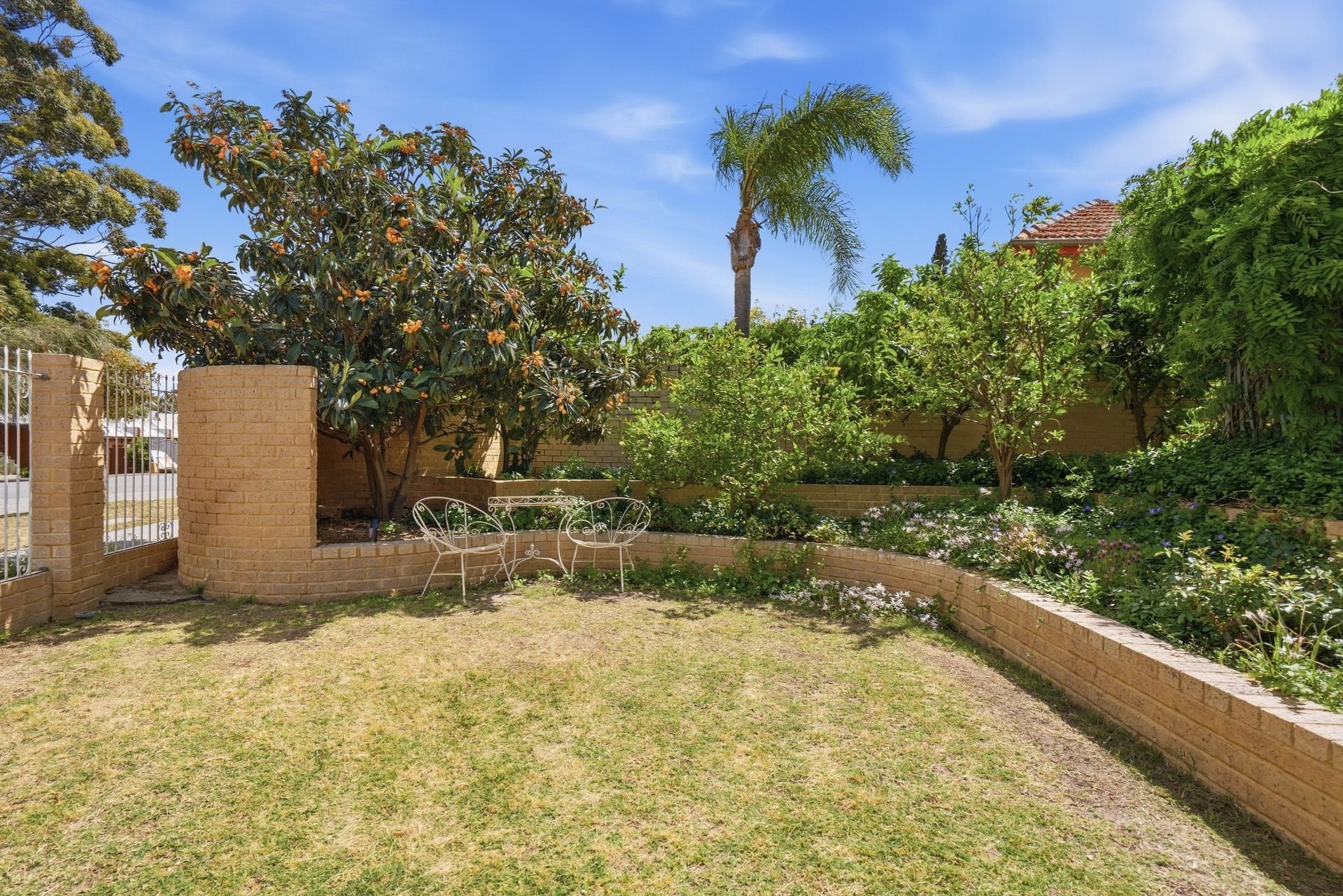 38 Robinson Terrace, DAGLISH WA 6008, photo 11
