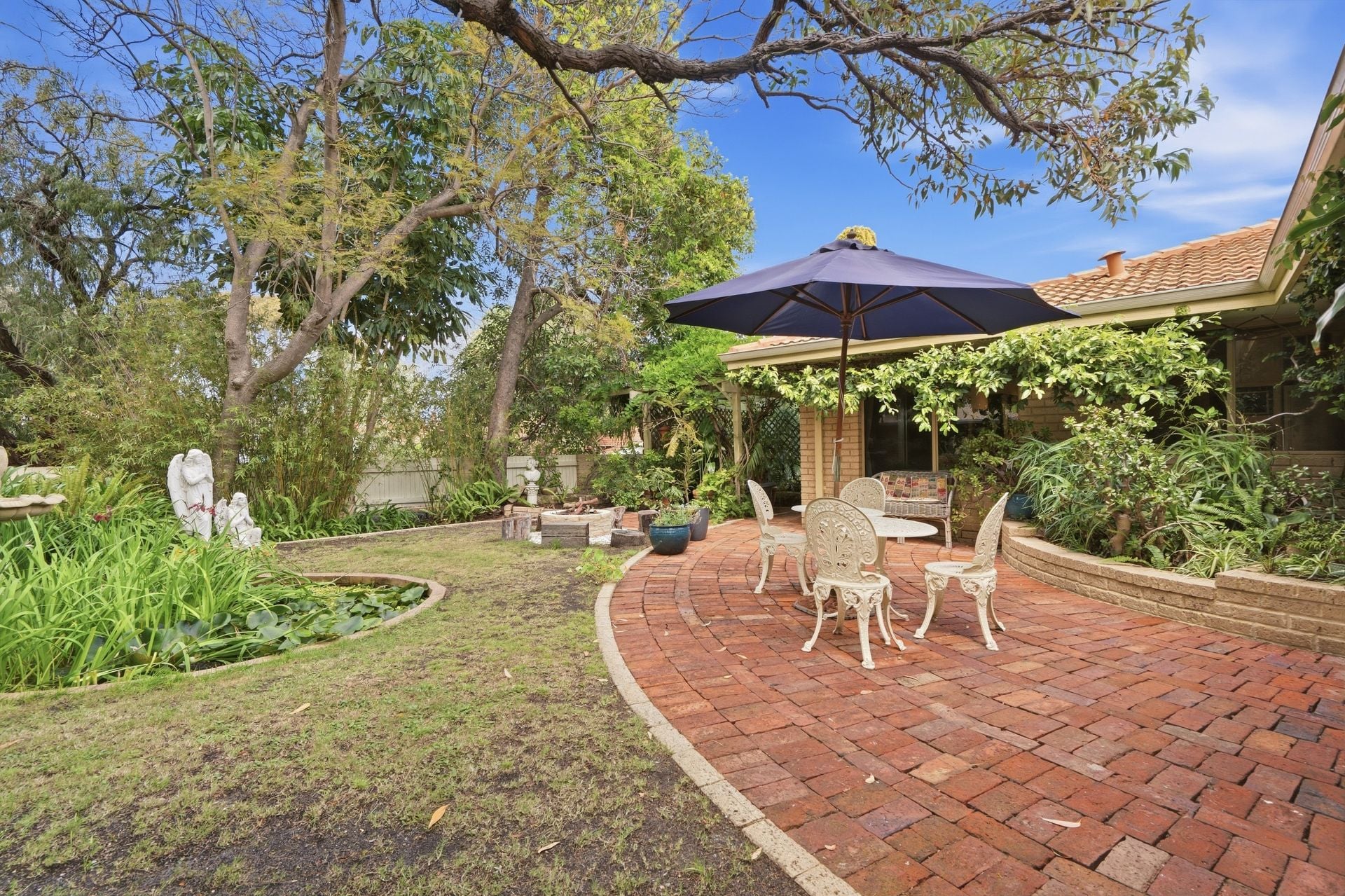 38 Robinson Terrace, DAGLISH WA 6008, photo 10