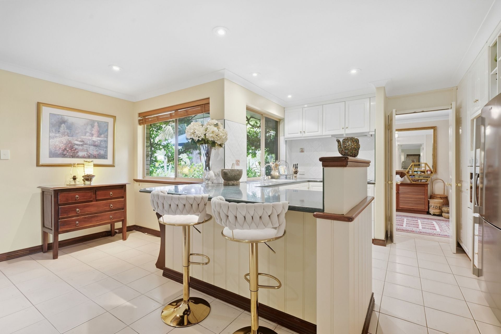 38 Robinson Terrace, DAGLISH WA 6008, photo 4