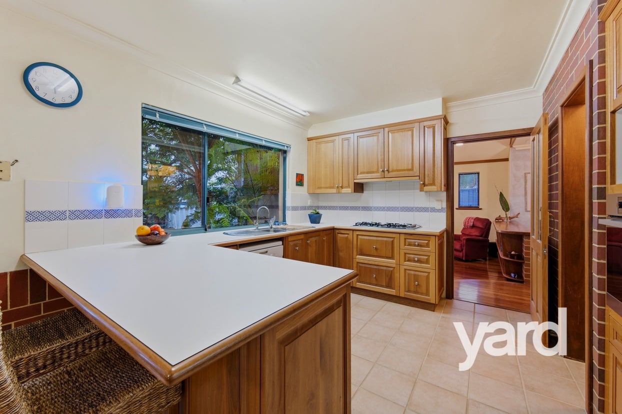 35A Doney Street, ALFRED COVE WA 6154, photo 7