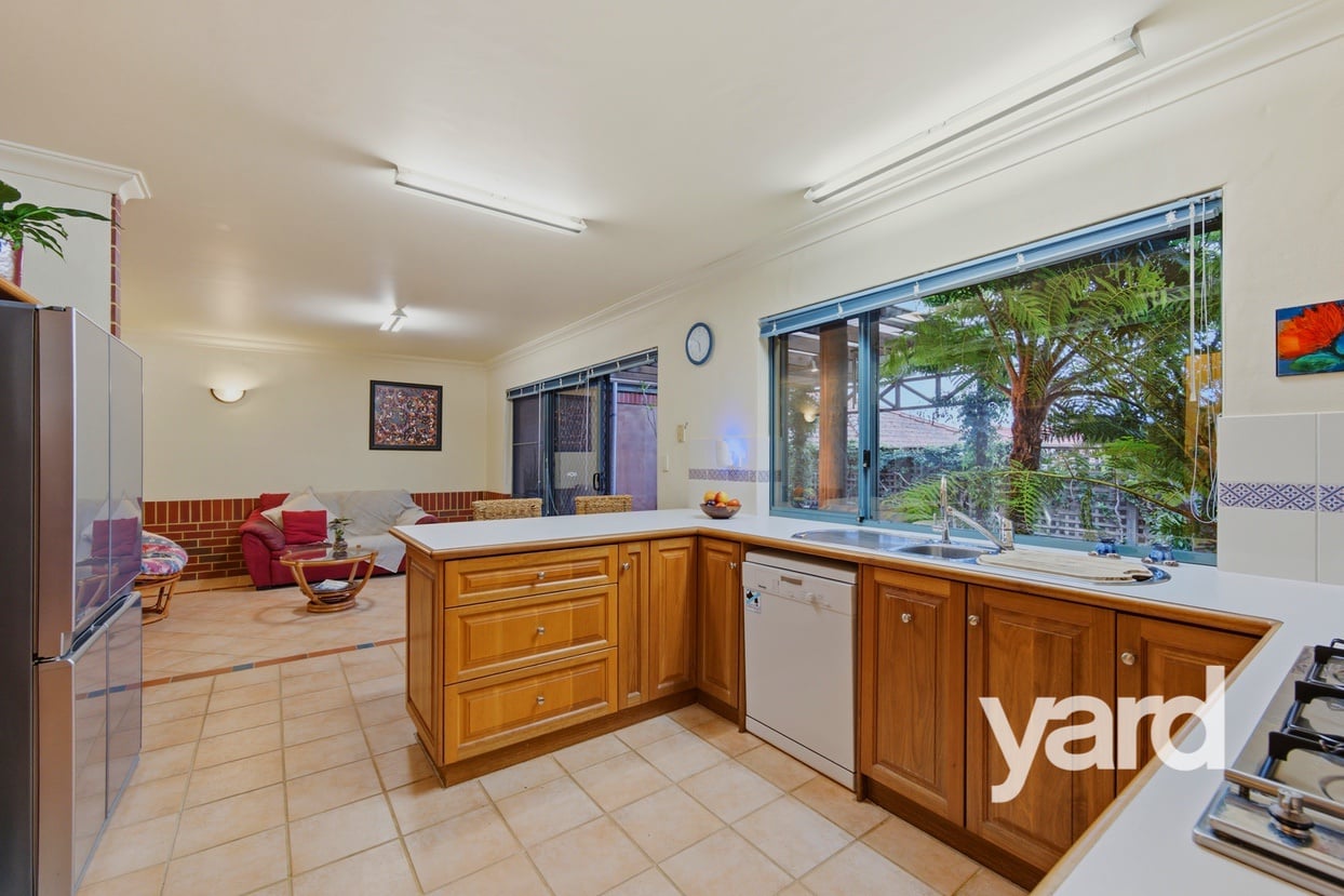 35A Doney Street, ALFRED COVE WA 6154, photo 8