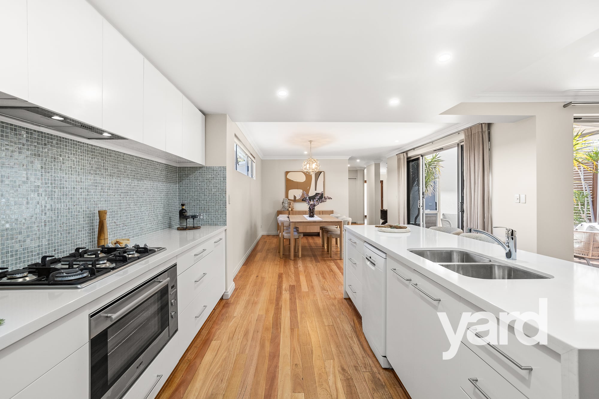 4A Oakover Street, EAST FREMANTLE WA 6158, photo 11