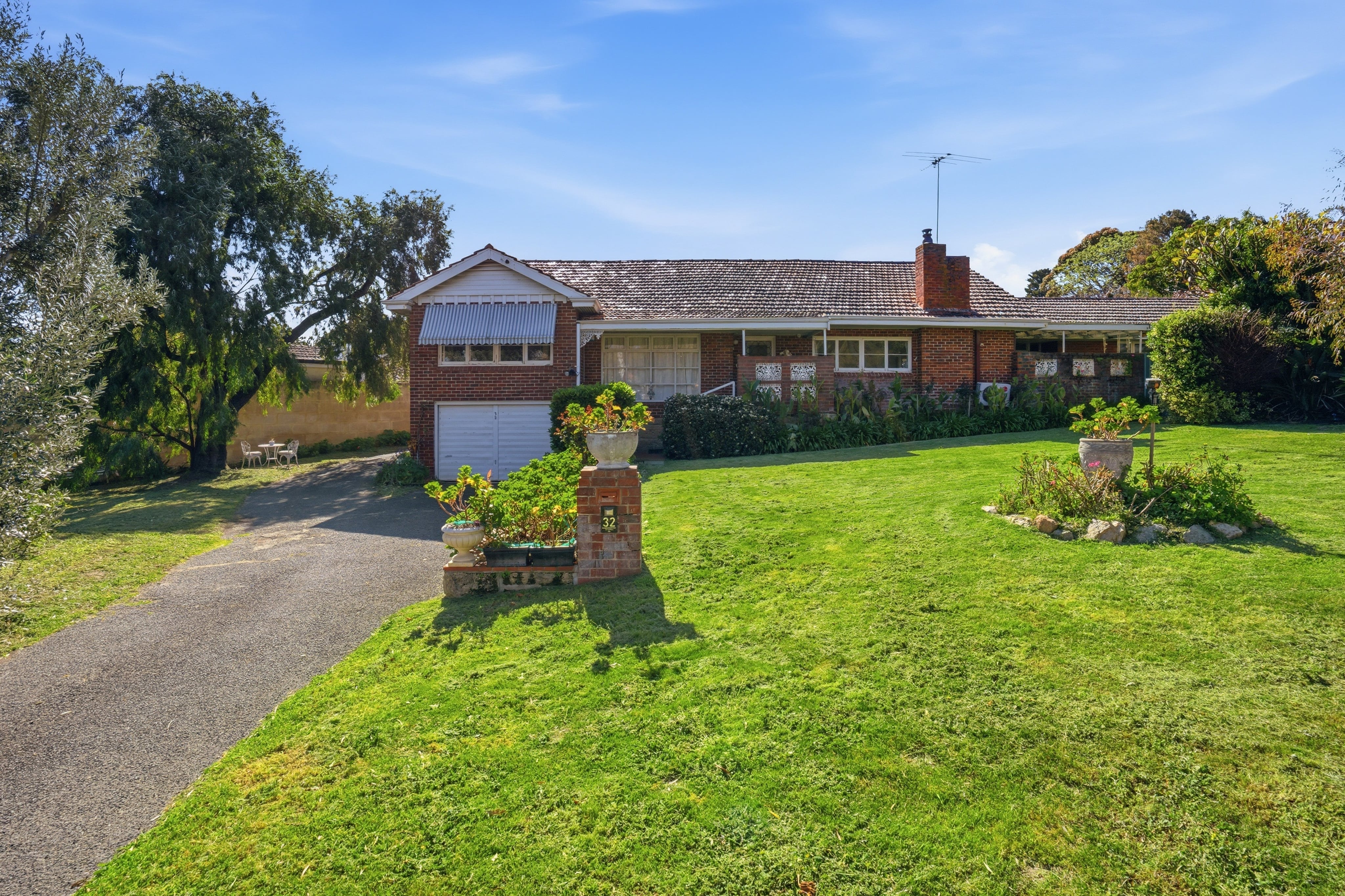 32 Hynes Road, DALKEITH WA 6009, photo 10
