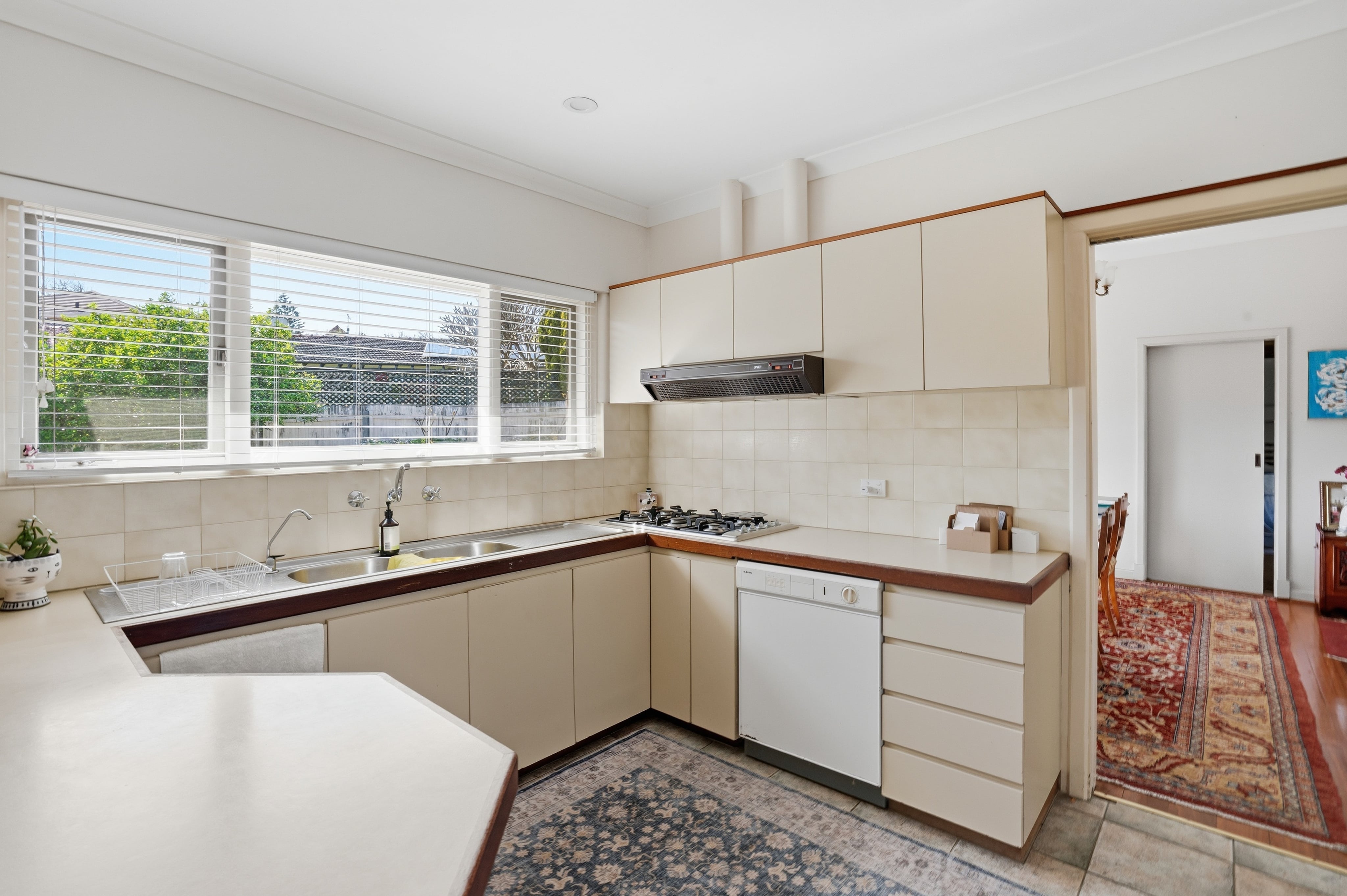 32 Hynes Road, DALKEITH WA 6009, photo 8