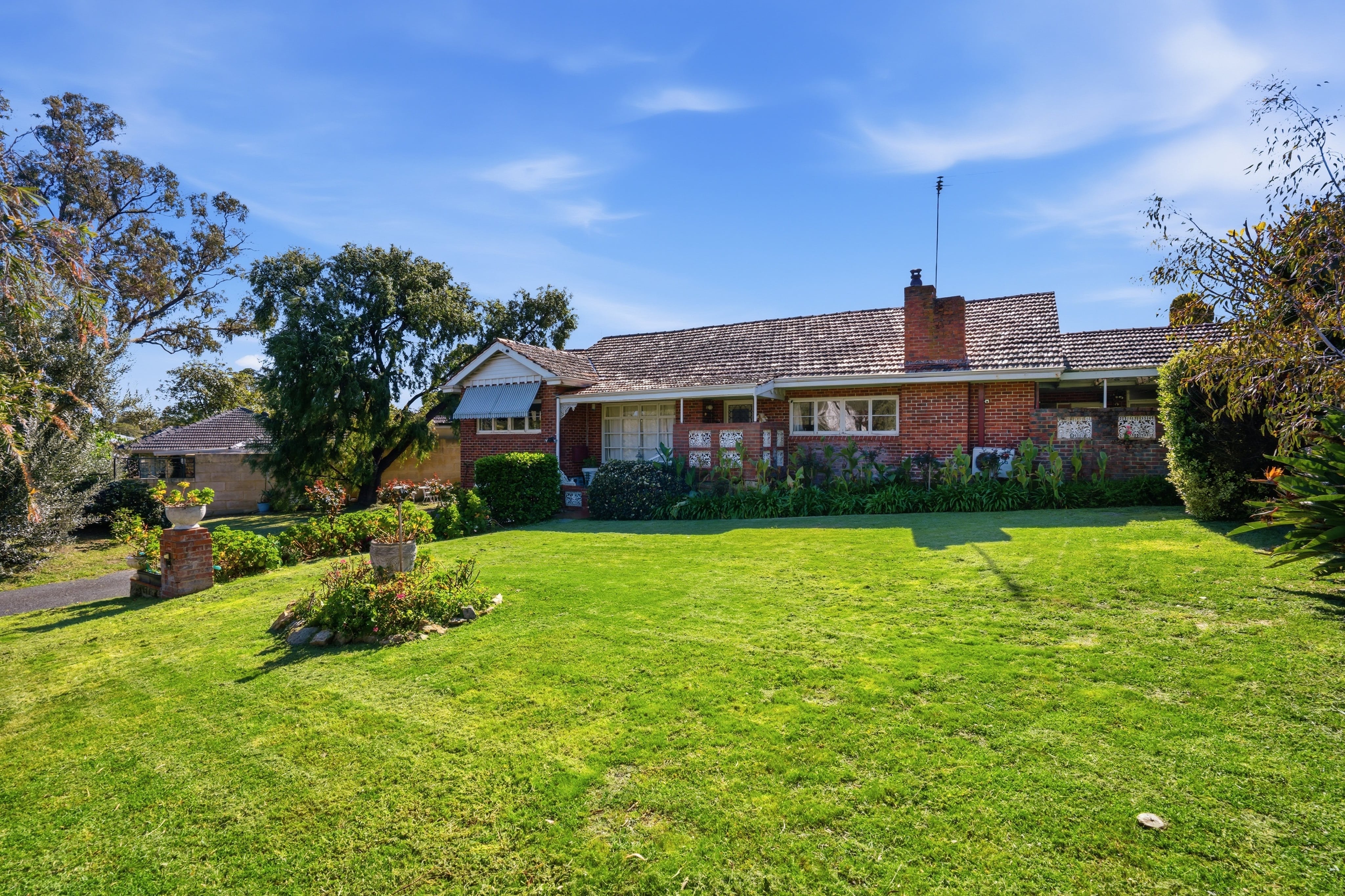 32 Hynes Road, DALKEITH WA 6009, photo 5