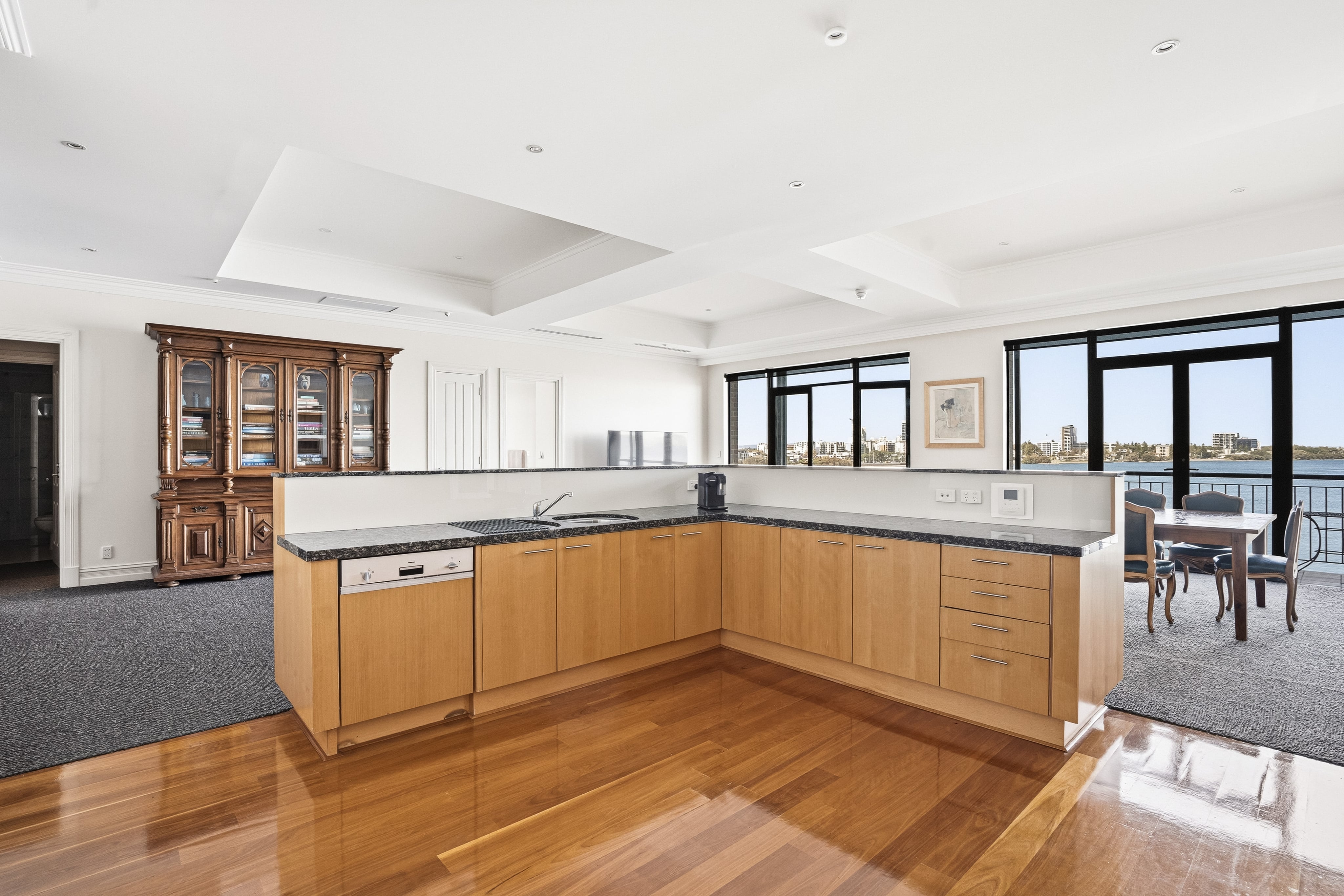 303/173 Mounts Bay Road, PERTH WA 6000, photo 11