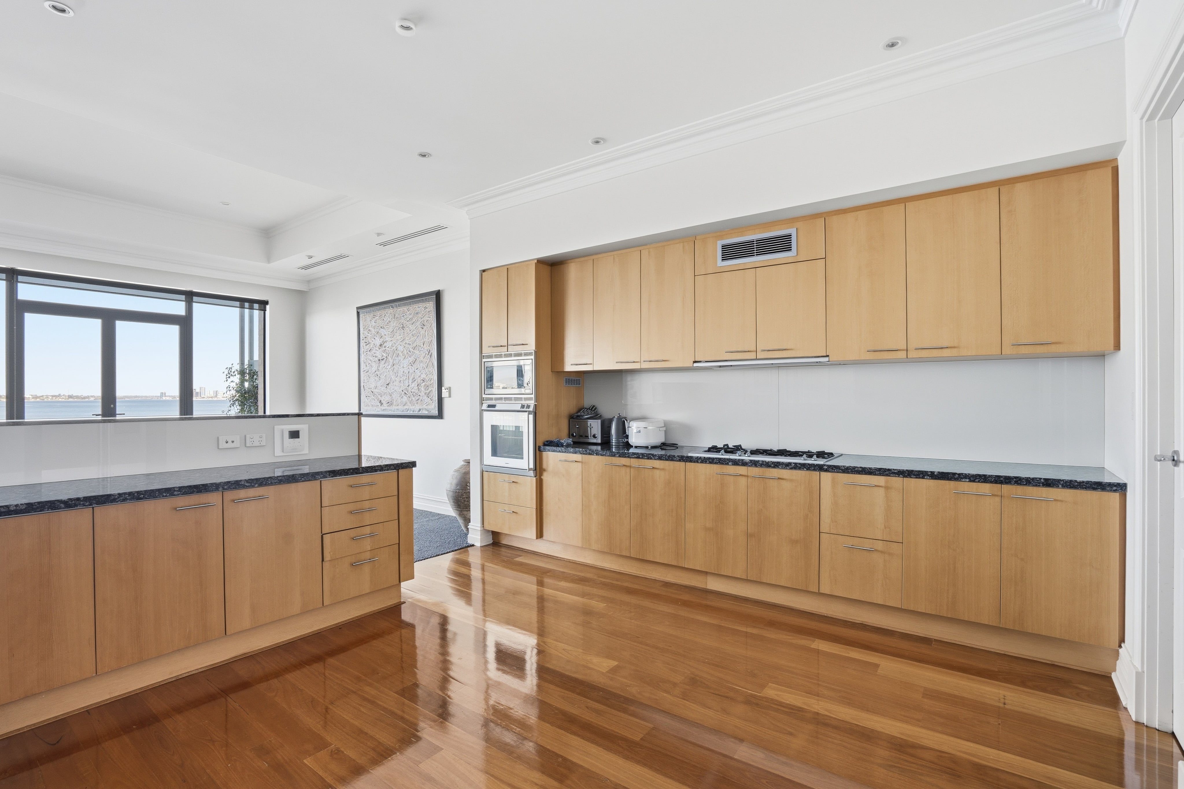 303/173 Mounts Bay Road, PERTH WA 6000, photo 10