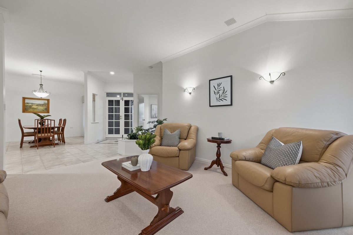 14 Macrae Road, Applecross WA 6153, photo 10