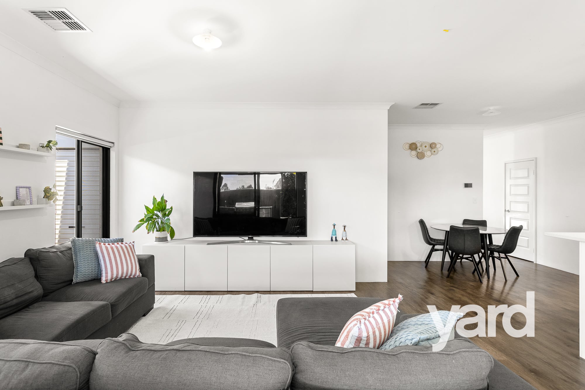 2 Benedick Road, COOLBELLUP WA 6163, photo 13