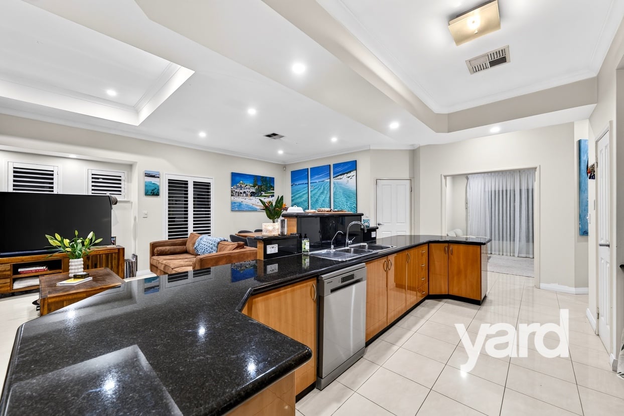 29A Zlinya Circle, SPEARWOOD WA 6163, photo 6