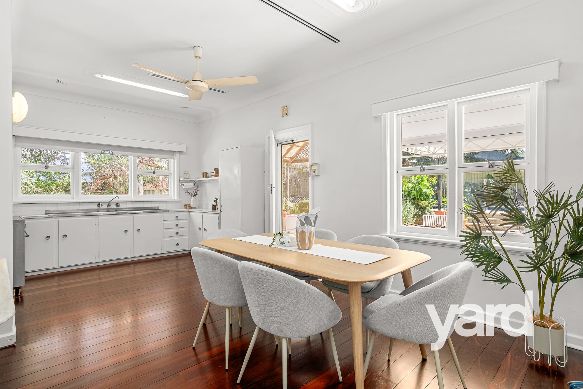 18 Milne Street, BICTON WA 6157, photo 9