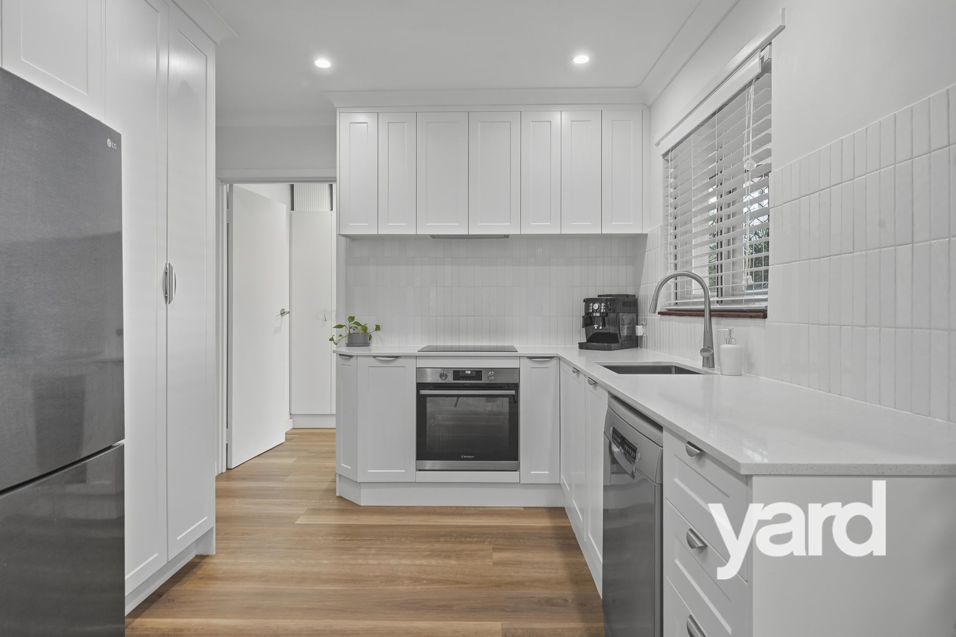 13 Rambures Way, HAMILTON HILL WA 6163, photo 4
