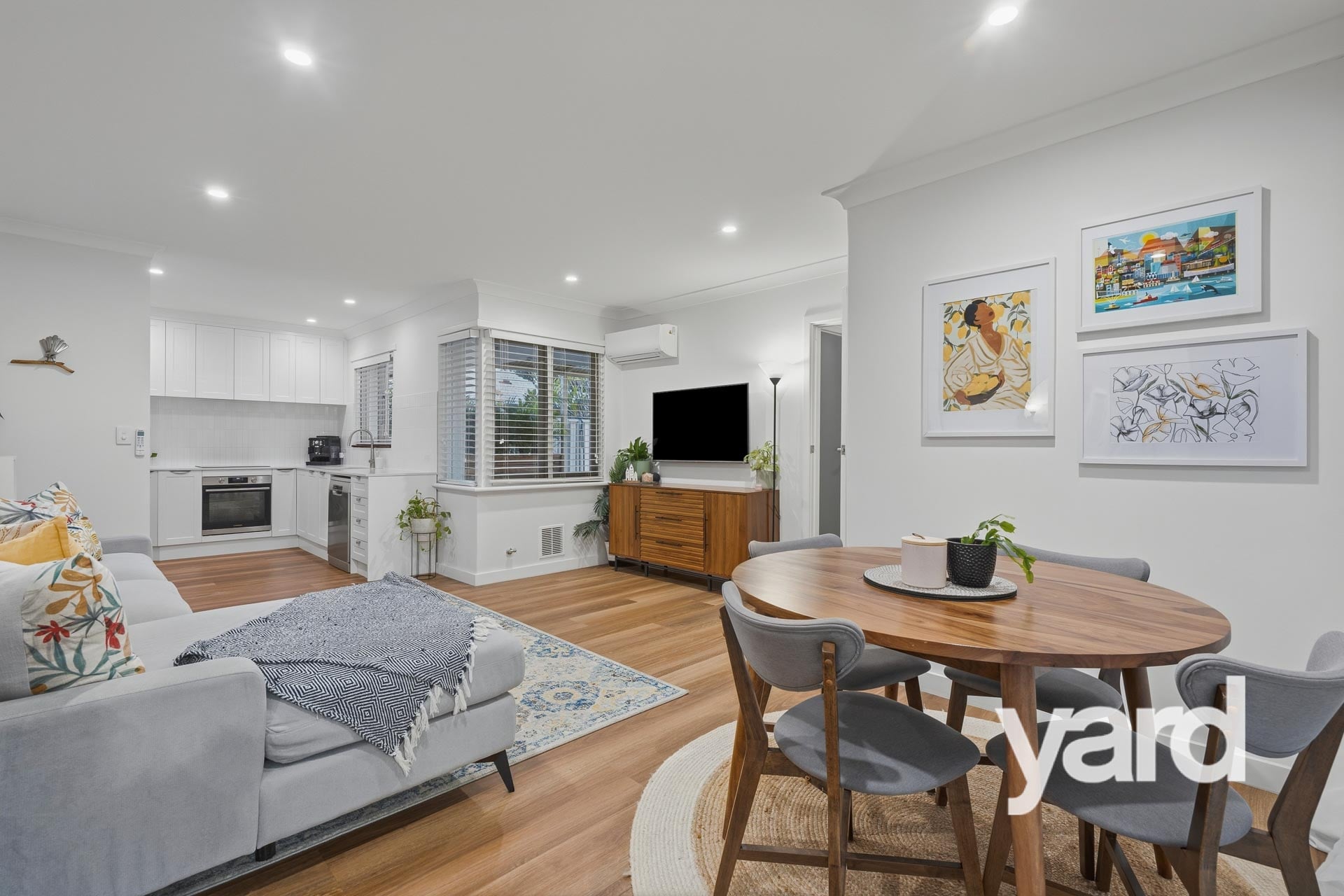 13 Rambures Way, HAMILTON HILL WA 6163, photo 3