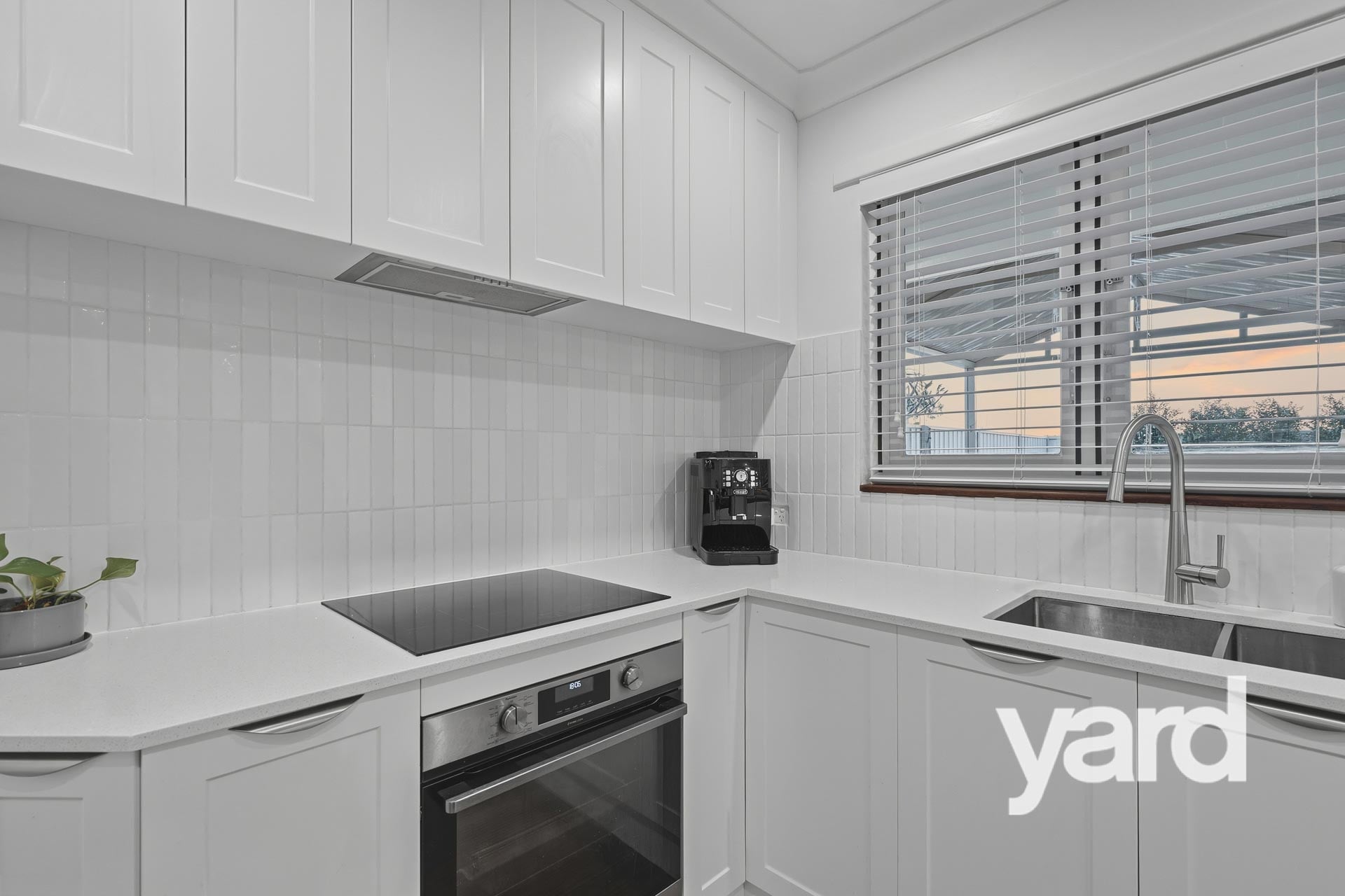 13 Rambures Way, HAMILTON HILL WA 6163, photo 11