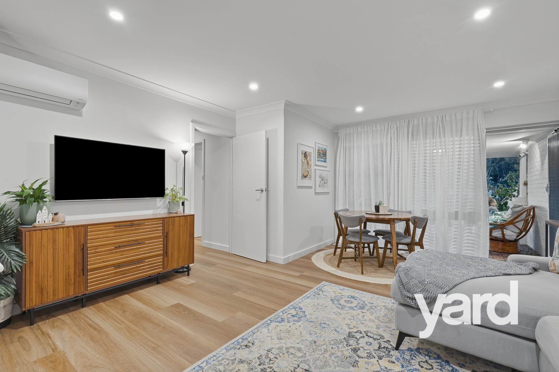 13 Rambures Way, HAMILTON HILL WA 6163, photo 7