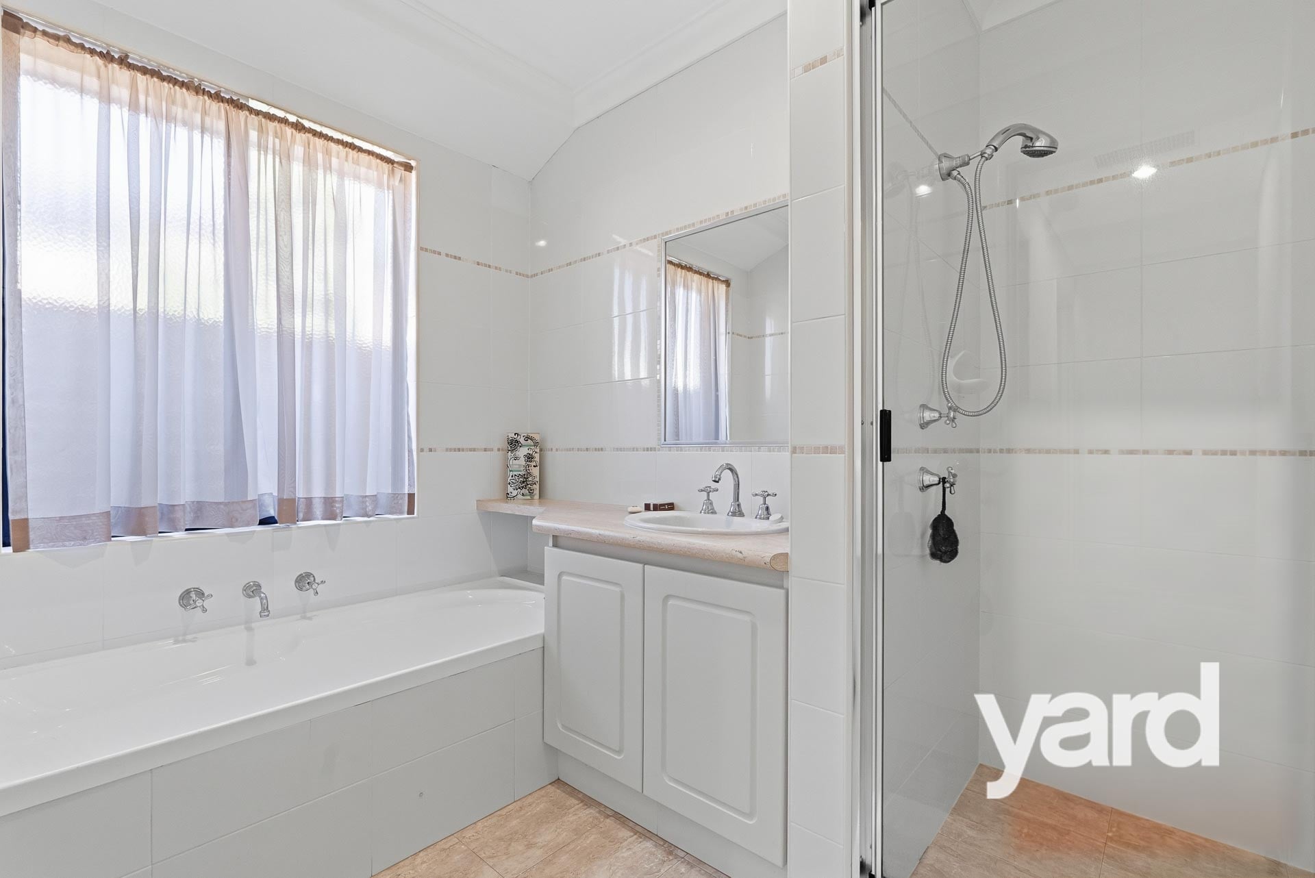 1/114-116 Moreing Road, ATTADALE WA 6156, photo 11